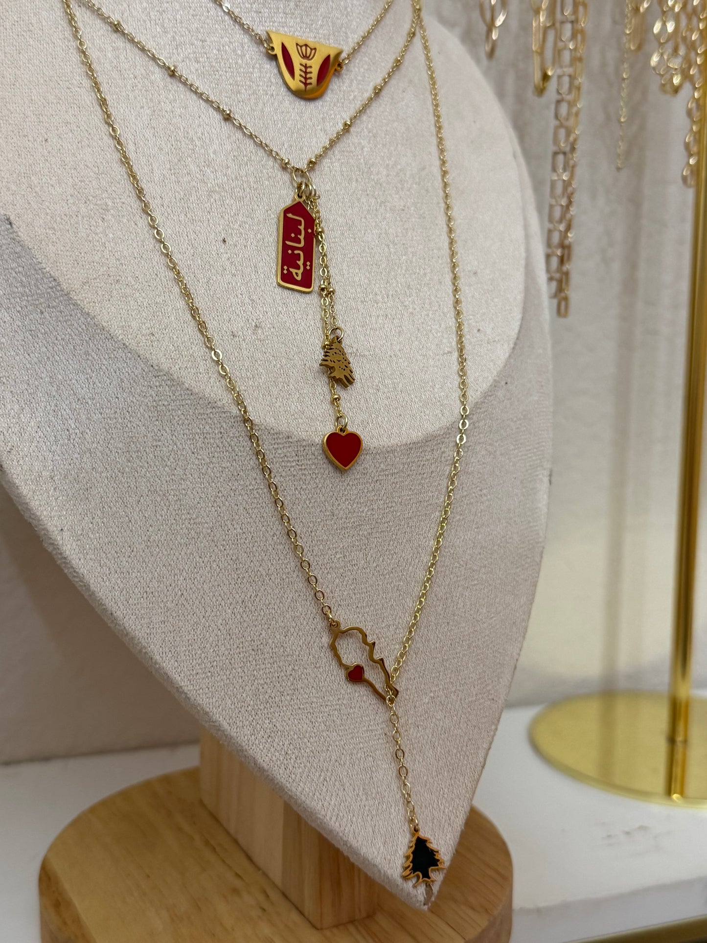 Dropping Necklace Red